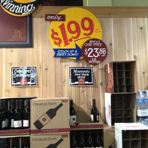 Photo taken at Trader Joe's by Chase B. on 12/12/2012-加尼福尼亚旧金山海德街1095(在加州街) Photo taken at Trader Joe's by Chase B. on 12/12/2012