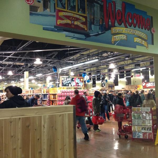 Photo taken at Trader Joe's by Rich W. on 12/1/2012-加尼福尼亚旧金山海德街1095(在加州街) Photo taken at Trader Joe's by Rich W. on 12/1/2012