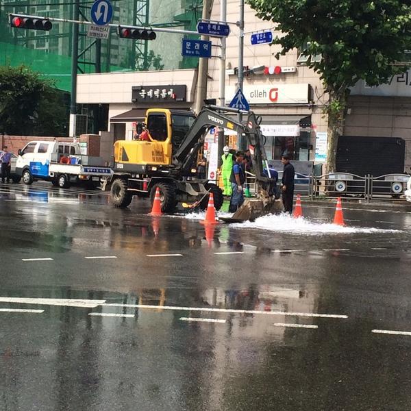 Photo taken at 홈플러스 (Home plus) by 안 병재 on 9/18/2014-首尔市永登浦区堂山路42号 Photo taken at 홈플러스 (Home plus) by 안 병재 on 9/18/2014