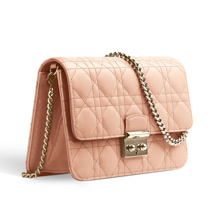 Dior迪奥dior女包15新款牛皮藤格纹锁扣小号单肩包S0257OVRA M05U Dior迪奥dior女包15新款牛皮藤格纹锁扣小号单肩包S0257OVRA M05U