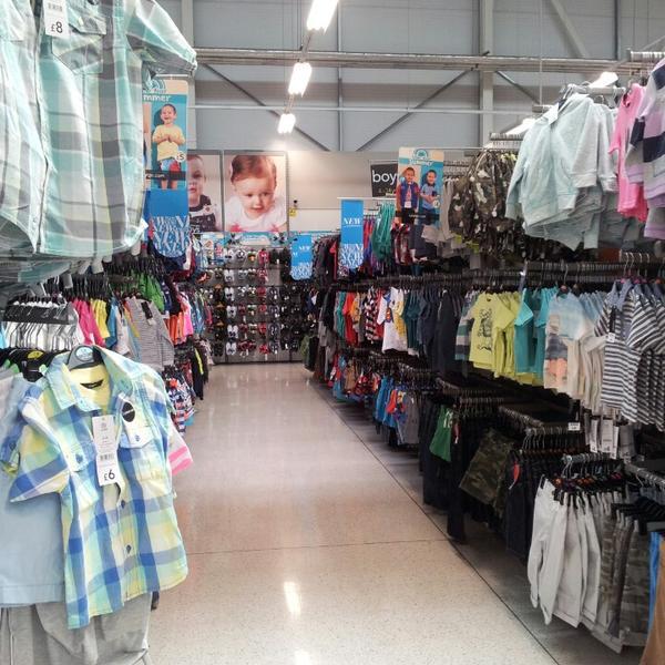 Photo taken at ASDA by Shatha M. on 5/2/2013-英国伦敦皇家公园韦斯顿路2-20 Photo taken at ASDA by Shatha M. on 5/2/2013