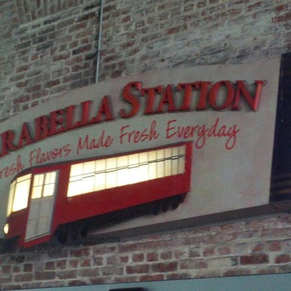 Photo taken at Whole Foods Market by Tamara J. on 6/11/2012-洛杉矶新奥尔良杂志街(阿拉贝拉与约瑟夫街之间)5600 Photo taken at Whole Foods Market by Tamara J. on 6/11/2012