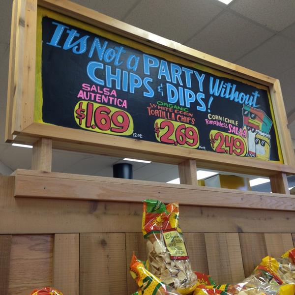 Photo taken at Trader Joe's by Julia M. on 7/4/2013-美国加利福尼亚州旧金山湾街401 Photo taken at Trader Joe's by Julia M. on 7/4/2013