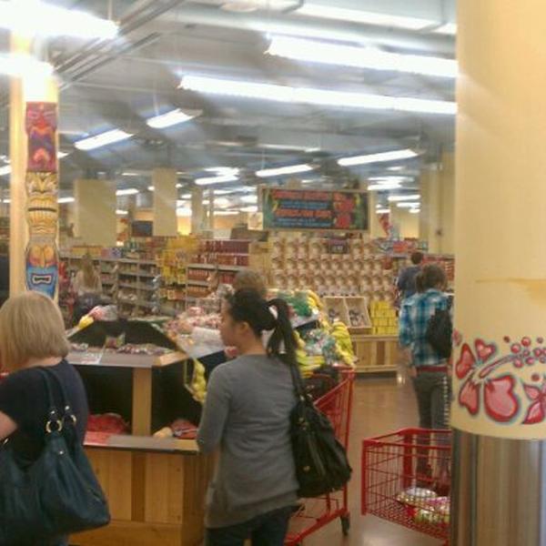 Photo taken at Trader Joe's by Prentiss E. on 11/13/2011