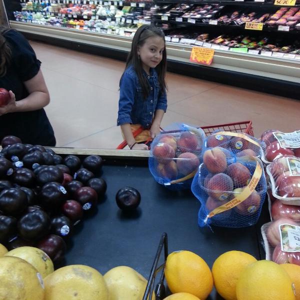 Photo taken at Trader Joe's by kensingt0n on 6/22/2013-美国密歇根州罗彻斯特山沃尔顿大道3044 Photo taken at Trader Joe's by kensingt0n on 6/22/2013