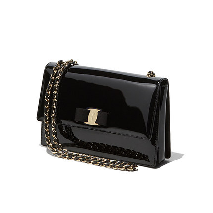 【现货】Ferragamo/菲拉格慕ferragamo女包漆皮链条单肩包600282 【现货】Ferragamo/菲拉格慕ferragamo女包漆皮链条单肩包600282