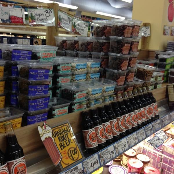 Photo taken at Trader Joe's by Mark T. on 10/16/2012-美国得克萨斯州沃思堡石头街大道2701 Photo taken at Trader Joe's by Mark T. on 10/16/2012