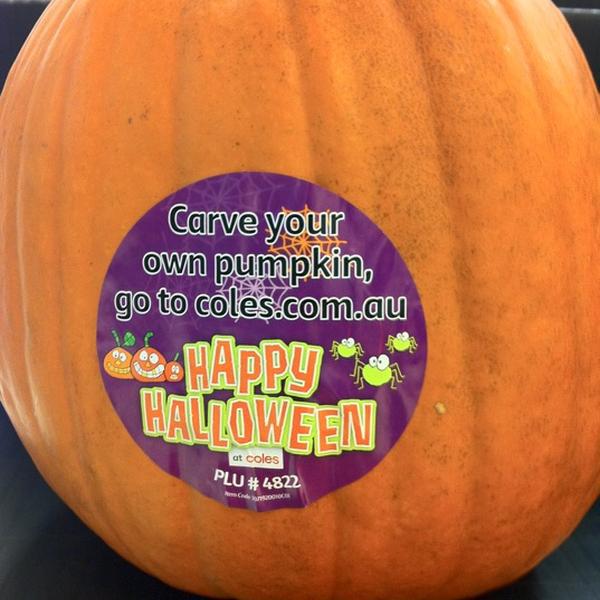 Photo taken at Coles by tsvnq on 10/23/2012-昆士兰州4814 阿特肯维尔 内森街(罗斯河路) Photo taken at Coles by tsvnq on 10/23/2012