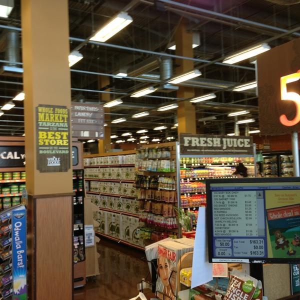 Photo taken at Whole Foods Market by David K. on 8/18/2013-加利福尼亚州塔扎纳文图拉大道18700号 Photo taken at Whole Foods Market by David K. on 8/18/2013