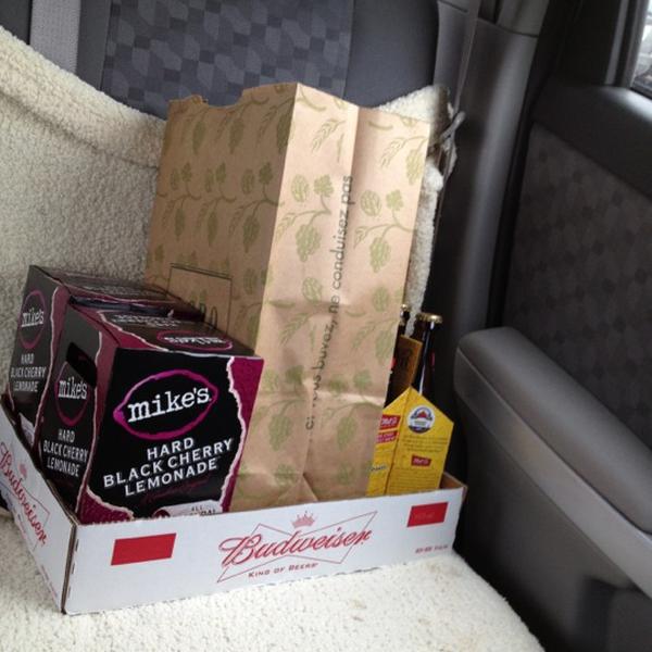 Photo taken at LCBO by Kim B. on 11/1/2012-加拿大基秦拿海兰路广场高地路324 Photo taken at LCBO by Kim B. on 11/1/2012