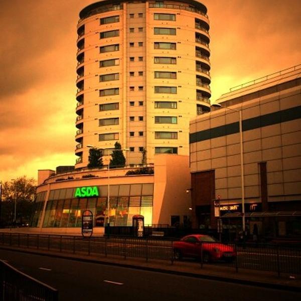 Photo taken at Asda by Selby D. on 5/11/2012-英国伦敦罗姆福德海豚街 Photo taken at Asda by Selby D. on 5/11/2012