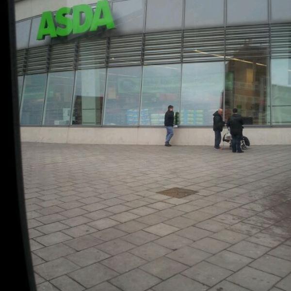 Photo taken at Asda by Selby D. on 2/27/2012-英国伦敦罗姆福德海豚街 Photo taken at Asda by Selby D. on 2/27/2012
