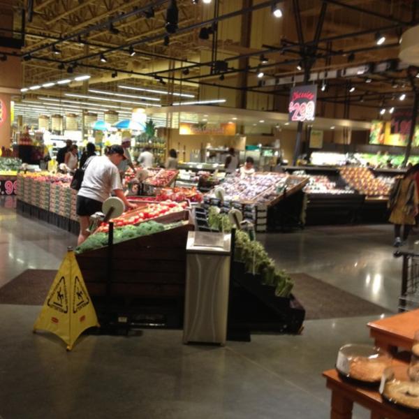 Photo taken at Wegmans by Marlyn A. on 7/8/2012