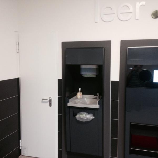 Photo taken at EDEKA Center Kreuzberger by r4v1 on 6/28/2014