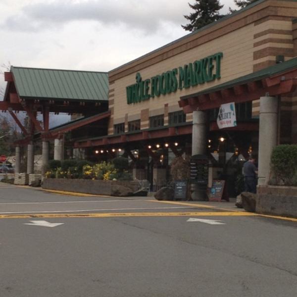 Photo taken at Whole Foods Market by Bob W. on 3/31/2012-华盛顿州雷德蒙德雷德蒙路17991号 Photo taken at Whole Foods Market by Bob W. on 3/31/2012