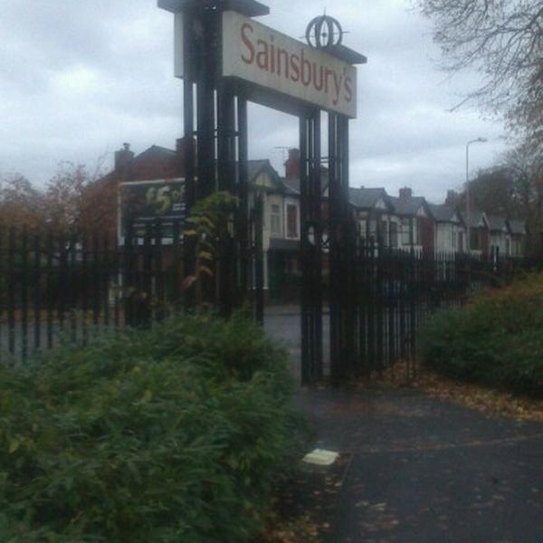 Photo taken at Sainsbury's by Toni H. on 11/3/2012-英国兰开夏郡普雷斯顿弗林托夫路 Photo taken at Sainsbury's by Toni H. on 11/3/2012