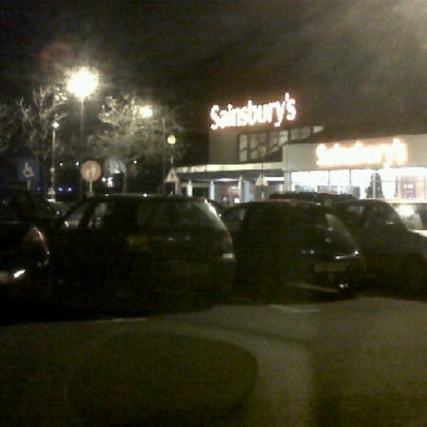 Photo taken at Sainsbury's by Liz H. on 12/7/2011-英国兰开夏郡普雷斯顿弗林托夫路 Photo taken at Sainsbury's by Liz H. on 12/7/2011