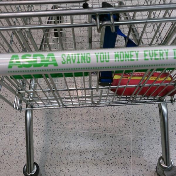 Photo taken at Asda by Noumaan A. on 2/7/2014-英国莱斯特郡奥德比城莱斯特路 Photo taken at Asda by Noumaan A. on 2/7/2014