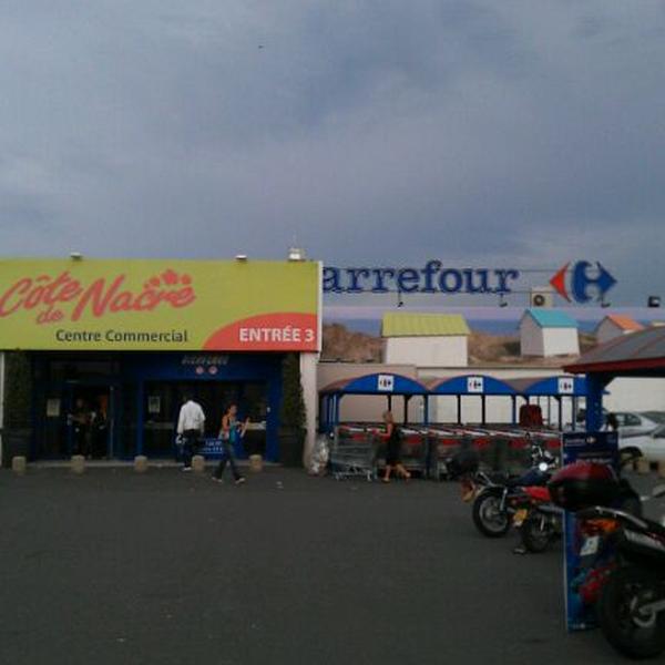 Photo taken at Carrefour by Black B. on 9/1/2011