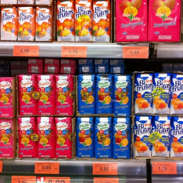 Photo taken at Mercadona C/Peru by Pepe Z. on 10/5/2013