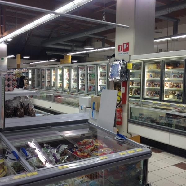 Photo taken at Coop Piazza Leopoldo, Firenze by Eshref G. on 2/3/2014-意大利托斯卡纳佛罗伦萨彼得利奥波德广场6/d-6/e-6/f Photo taken at Coop Piazza Leopoldo, Firenze by Eshref G. on 2/3/2014