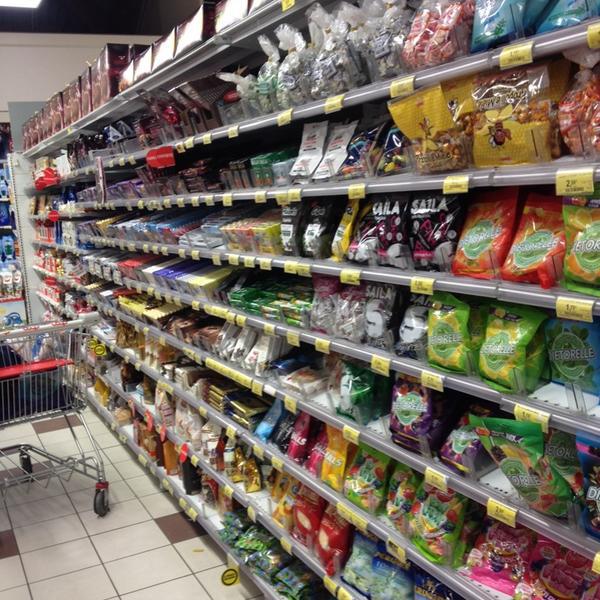 Photo taken at Coop Piazza Leopoldo, Firenze by Eshref G. on 3/28/2014-意大利托斯卡纳佛罗伦萨彼得利奥波德广场6/d-6/e-6/f Photo taken at Coop Piazza Leopoldo, Firenze by Eshref G. on 3/28/2014