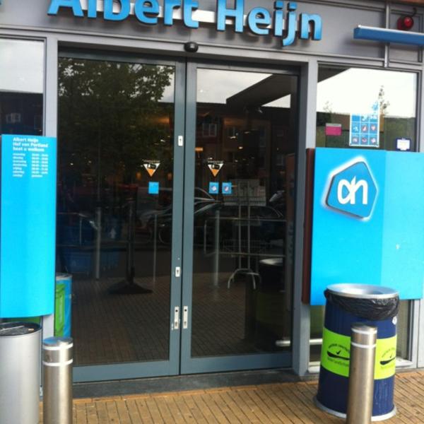 Photo taken at Albert Heijn by Telecomlijn.nl / 010-7440822 C. on 6/19/2012-荷兰南荷兰省卢恩波特兰庭12 Photo taken at Albert Heijn by Telecomlijn.nl / 010-7440822 C. on 6/19/2012