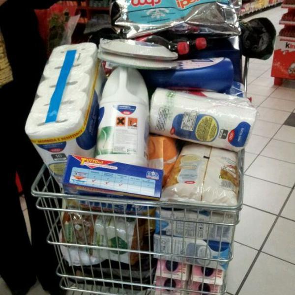 Photo taken at COOP by Chicco R. on 12/10/2011-意大利伦巴第瓦雷泽弗朗切斯科路44 Photo taken at COOP by Chicco R. on 12/10/2011