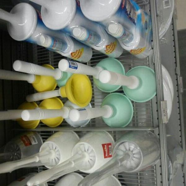 Photo taken at COOP by Ghassan S. on 12/14/2011-意大利伦巴第瓦雷泽弗朗切斯科路44 Photo taken at COOP by Ghassan S. on 12/14/2011