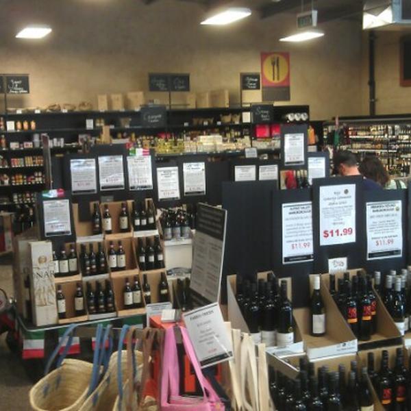 Photo taken at Farro Fresh Food by Robert P. on 8/18/2012