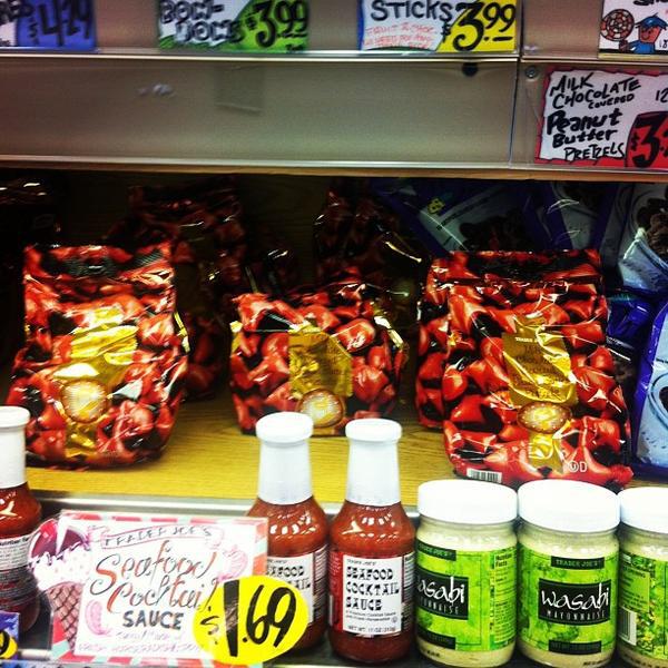 Photo taken at Trader Joe's by Kevin C. on 6/27/2013-美国加利福尼亚州旧金山湾街401 Photo taken at Trader Joe's by Kevin C. on 6/27/2013