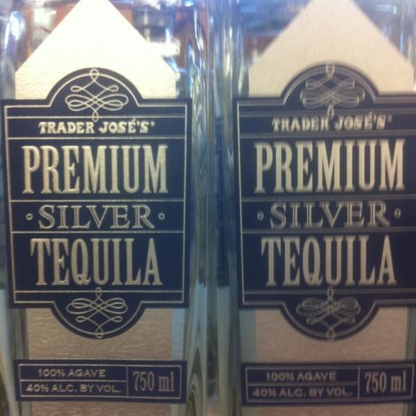 Photo taken at Trader Joe's by Pete J. on 4/21/2012-美国加利福尼亚州旧金山湾街401 Photo taken at Trader Joe's by Pete J. on 4/21/2012