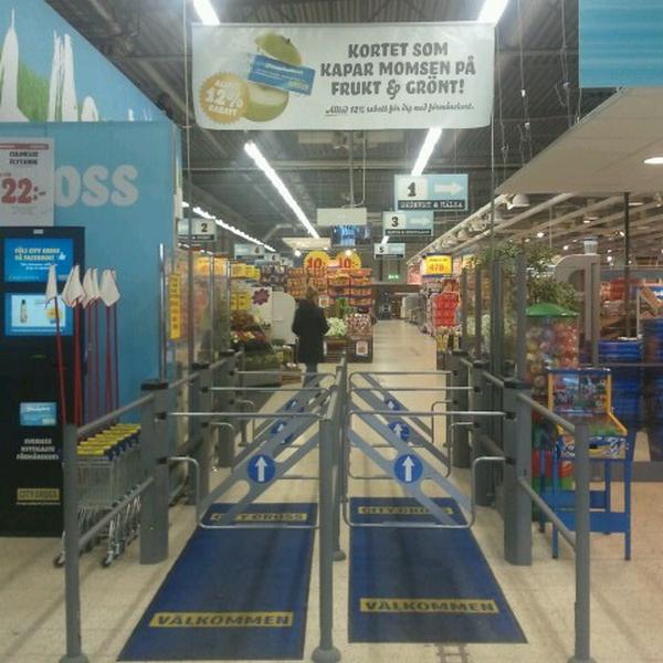 Photo taken at City Gross by Mladen S. on 3/13/2013