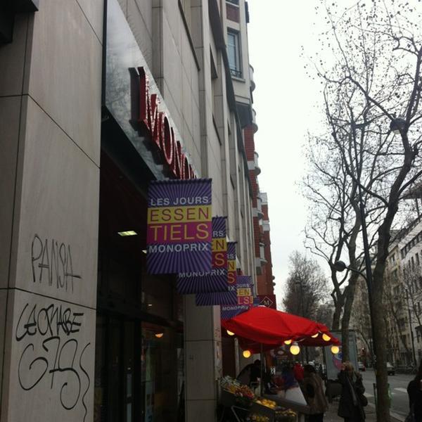 Photo taken at Monoprix by virginie b. on 3/3/2012-法国法兰西岛巴黎勒德律-洛兰大道166 Photo taken at Monoprix by virginie b. on 3/3/2012