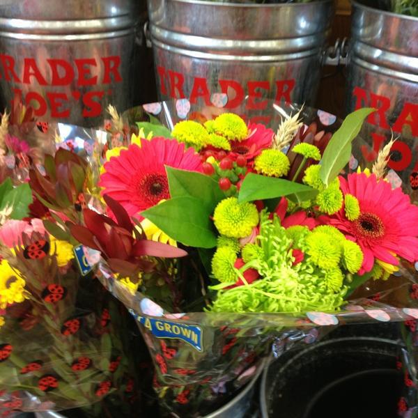 Photo taken at Trader Joe's by Galen D. on 10/10/2013-美国阿利桑那州凤凰城乳木果大道东4726 Photo taken at Trader Joe's by Galen D. on 10/10/2013