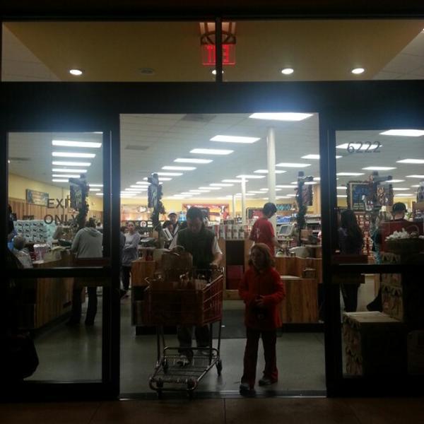 Photo taken at Trader Joe's by Nargizza K. on 12/10/2012-加尼福尼亚欧文欧文大道6222(在沙峡谷大道) Photo taken at Trader Joe's by Nargizza K. on 12/10/2012