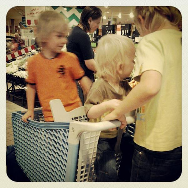 Photo taken at Albert Heijn by Rob v. on 8/26/2012