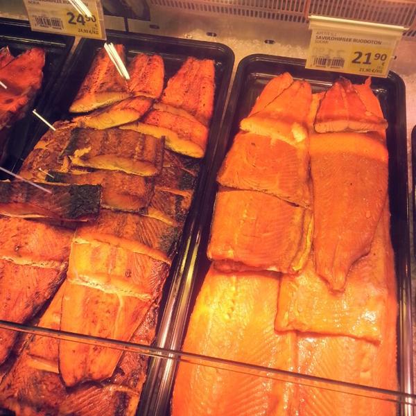 Photo taken at S-market by YaGo on 10/10/2013-芬兰南部万塔麻类巷2 Photo taken at S-market by YaGo on 10/10/2013