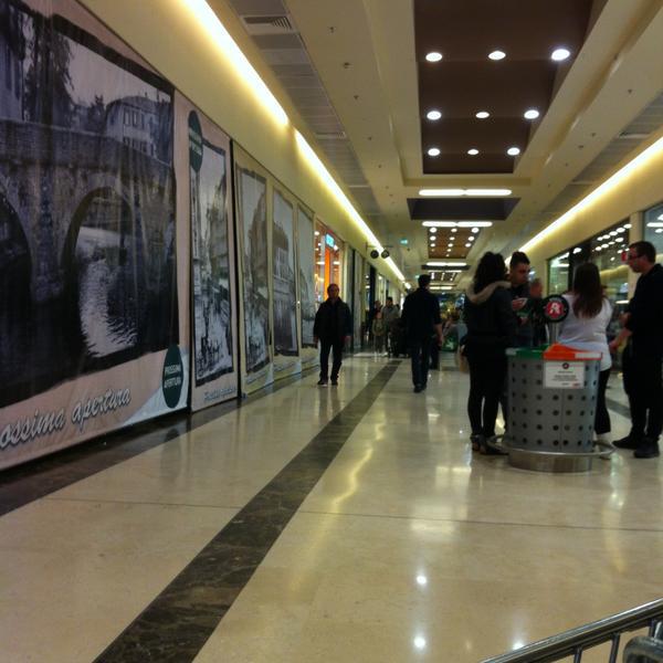 Photo taken at Centro Commerciale Auchan Monza by Cavallo V. on 4/21/2013-意大利伦巴第蒙扎拉里奥路17 Photo taken at Centro Commerciale Auchan Monza by Cavallo V. on 4/21/2013