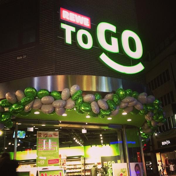 Photo taken at REWE to GO by Sarah S. on 12/23/2012-德国北莱茵威斯特法伦州科隆主街63 Photo taken at REWE to GO by Sarah S. on 12/23/2012
