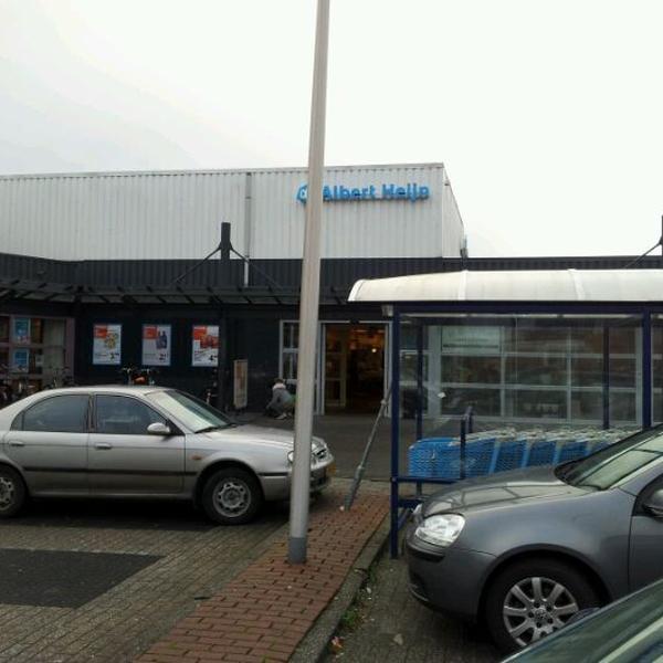 Photo taken at Albert Heijn by Peter M. on 1/11/2012-荷兰格罗宁根瑞杰克斯路129A Photo taken at Albert Heijn by Peter M. on 1/11/2012