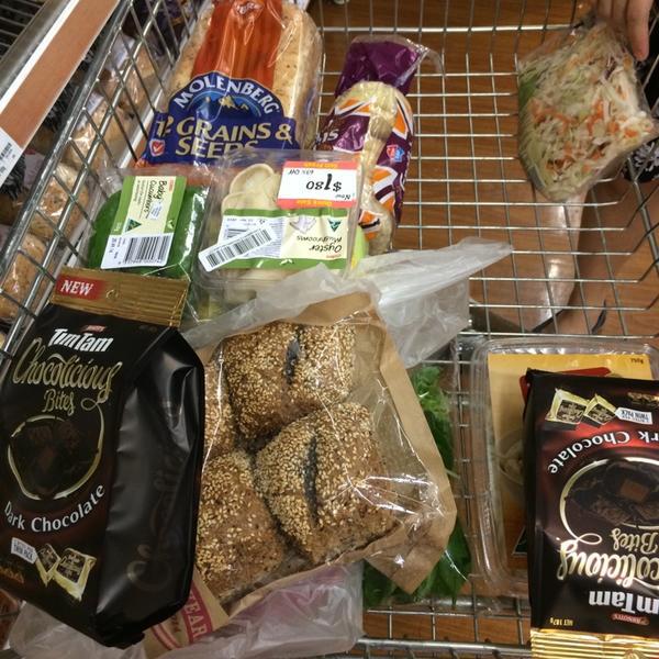 Photo taken at Coles by J-澳大利亚昆士兰州图旺村 Photo taken at Coles by J