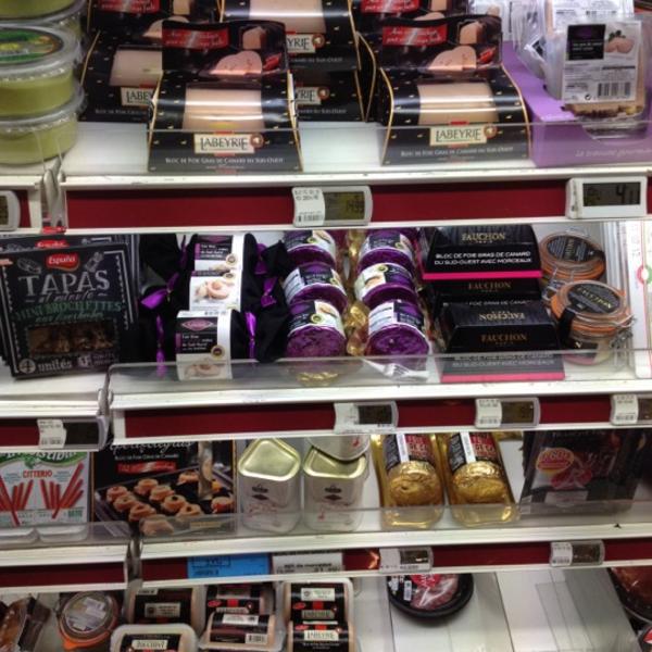 Photo taken at Monoprix by Janny B. on 6/18/2012