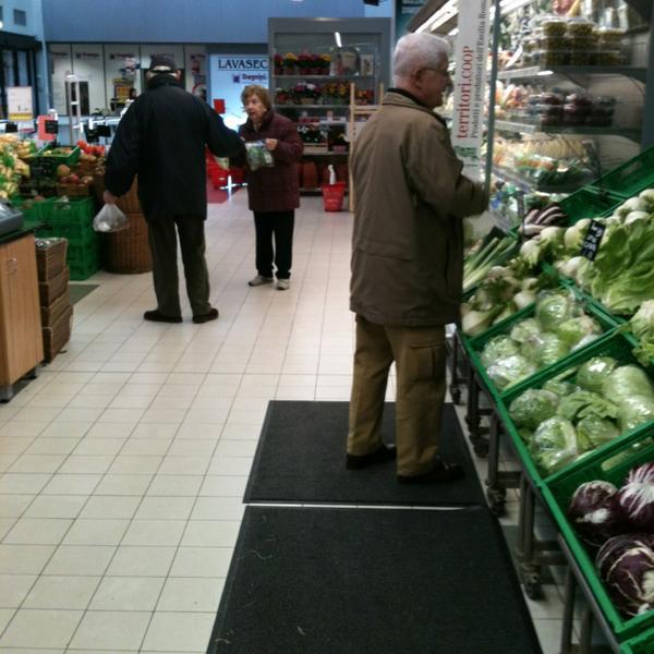 Photo taken at Coop by Danilo M. on 3/19/2013-意大利艾米利亚-罗马涅博洛尼亚共和大道 Photo taken at Coop by Danilo M. on 3/19/2013