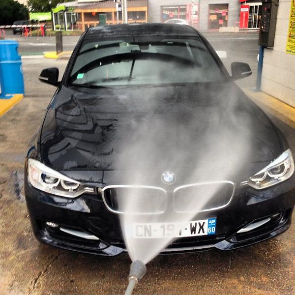 Photo taken at Carrefour by Mohammed A. on 7/13/2013-法国上诺曼底图卢兹巴约讷路36号 Photo taken at Carrefour by Mohammed A. on 7/13/2013