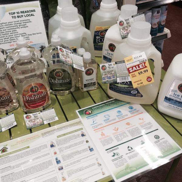 Photo taken at Whole Foods Market by patricia z. on 1/15/2015-伊利诺河森林湖街7245(在哈林大道) Photo taken at Whole Foods Market by patricia z. on 1/15/2015