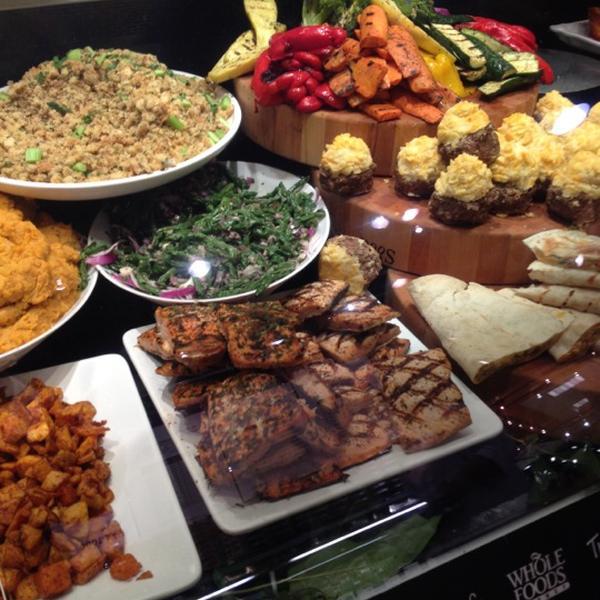 Photo taken at Whole Foods Market by Leonard W. on 12/5/2011-伊利诺河森林湖街7245(在哈林大道) Photo taken at Whole Foods Market by Leonard W. on 12/5/2011