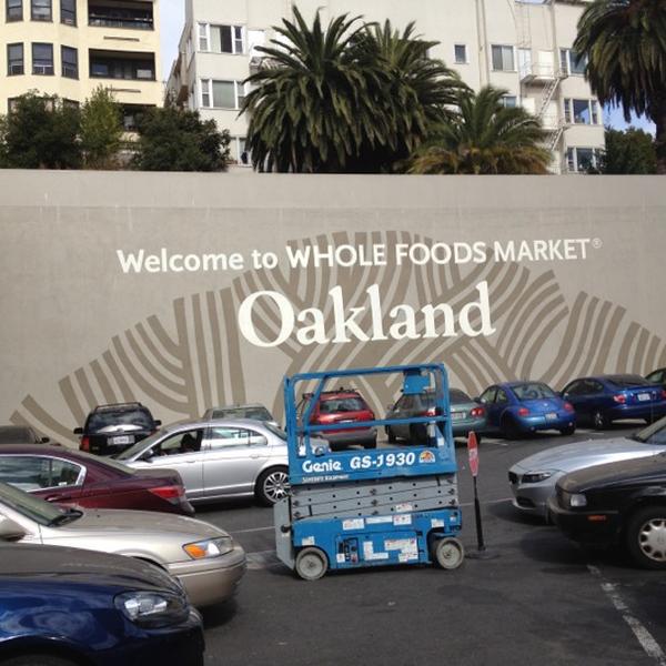 Photo taken at Whole Foods Market by Piper J. on 10/5/2012-美国加利福尼亚州奥克兰海湾广场230 Photo taken at Whole Foods Market by Piper J. on 10/5/2012