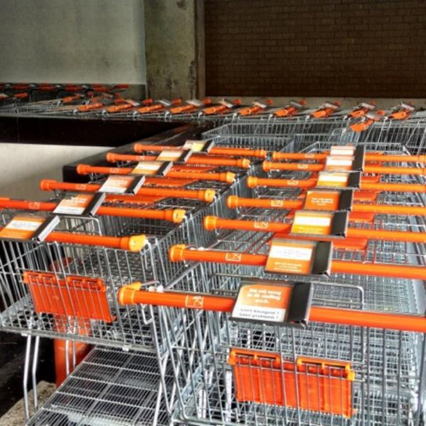 Photo taken at Colruyt by Kristof Victor D. on 10/2/2012