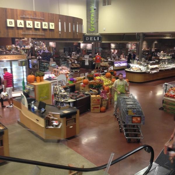 Photo taken at Publix by Farshad K. on 10/7/2012